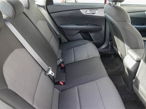 Certified 2023 Kia Forte LXS image 18