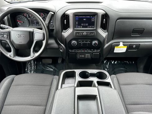 Certified 2024 Chevrolet Silverado 1500 Custom Trail Boss w/ Turbomax Blackout Package image 17