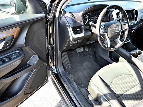 Used 2018 GMC Terrain SLE image 18