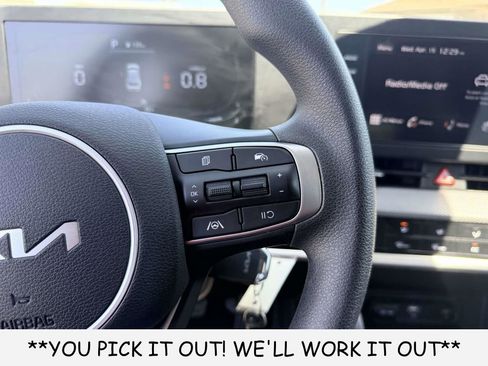 Used 2023 Kia Sportage LX FWD image 18