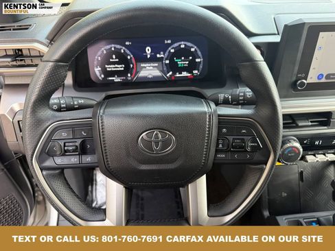 Used 2025 Toyota 4Runner TRD Off-Road image 17