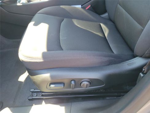 Used 2024 Chevrolet Malibu LT FWD image 18