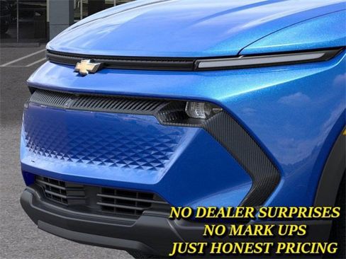 New 2026 Chevrolet Equinox EV LT image 13