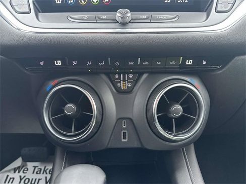 Used 2023 Chevrolet Blazer LT w/ Midnight/Sport Edition image 68