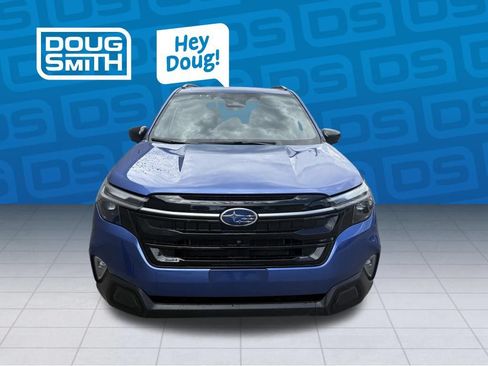 Used 2025 Subaru Forester Touring w/ Touring Package AWD/4WD image 8