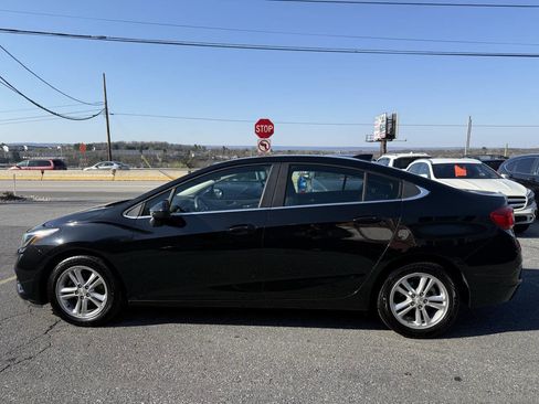 Used 2016 Chevrolet Cruze LT w/ Convenience Package image 8
