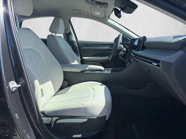 Used 2024 Hyundai Sonata SEL FWD image 6