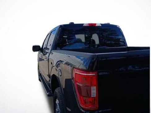 Certified 2022 Ford F150 XLT w/ Equipment Group 302A High image 19