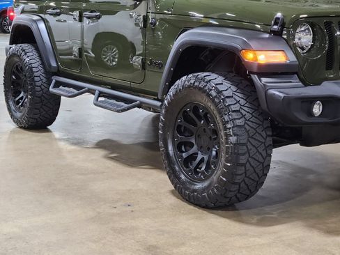 Used 2023 Jeep Wrangler Unlimited Sport AWD/4WD image 16