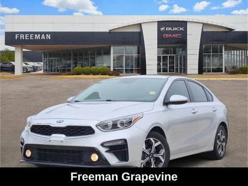 Used 2020 Kia Forte LXS FWD image 1