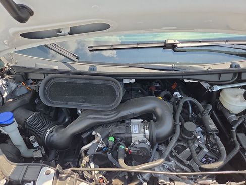 New 2024 Ford Transit 250 148 Medium Roof image 37