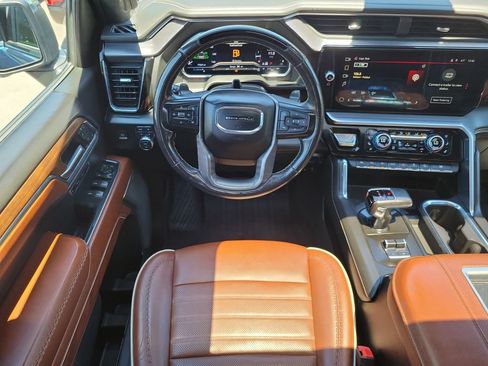 Used 2022 GMC Sierra 1500 Denali Ultimate AWD/4WD image 16