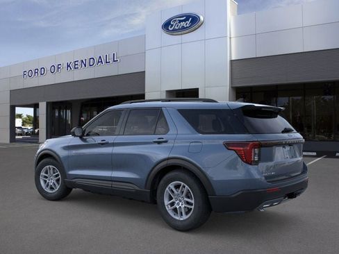New 2026 Ford Explorer Active w/ Active Comfort Package image 4