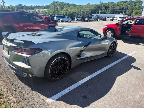 Used 2024 Chevrolet Corvette Stingray Preferred Conv w/ Z51 Performance Package RWD image 4