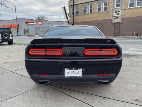 Used 2018 Dodge Challenger GT w/ GT Interior Package image 6