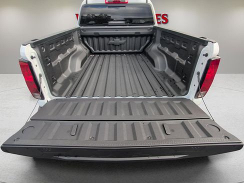 New 2026 Chevrolet Colorado Trail Boss image 15