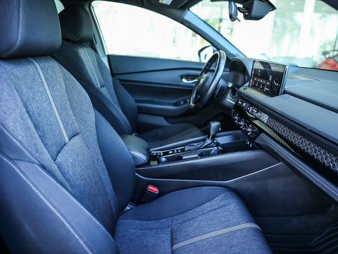 Certified 2023 Honda Accord Sport image 25