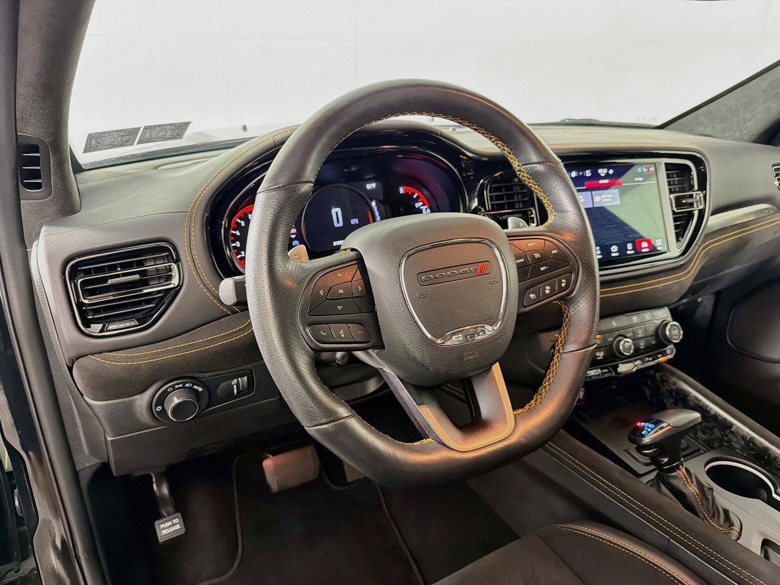 Used 2023 Dodge Durango R/T w/ Hemi Orange Plus Package AWD/4WD image 16