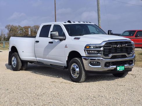 New 2026 RAM 3500 Tradesman image 2