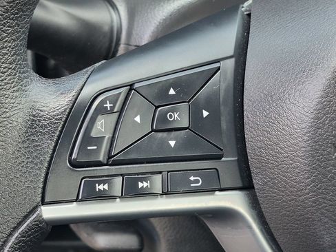 Used 2025 Nissan Altima 2.5 SV FWD image 14