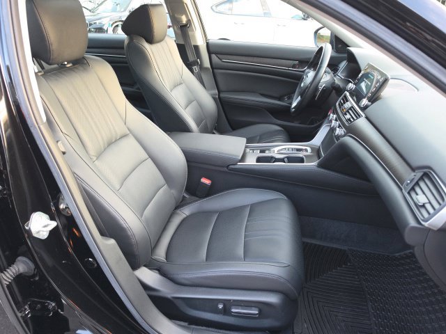Used 2022 Honda Accord Touring image 18