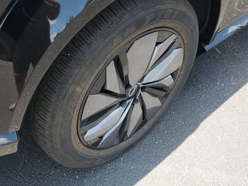 Certified 2024 Nissan Ariya AWD image 5