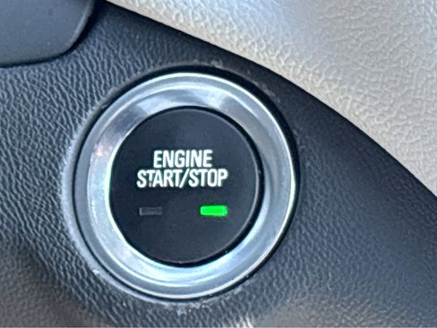 Used 2022 Chevrolet Equinox LT image 7