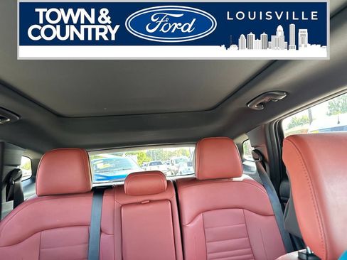 Used 2025 Kia Sportage SX FWD image 23