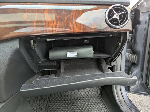 Used 2014 Mercedes-Benz GLK 350 4MATIC image 35