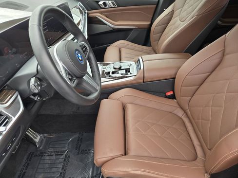 Certified 2026 BMW X5 xDrive50e w/ M Sport Package AWD/4WD image 16