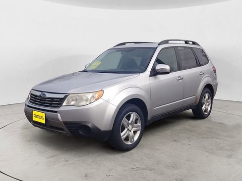 Used 2010 Subaru Forester 2.5X Premium image 1