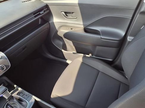 New 2026 Hyundai Kona SE image 15