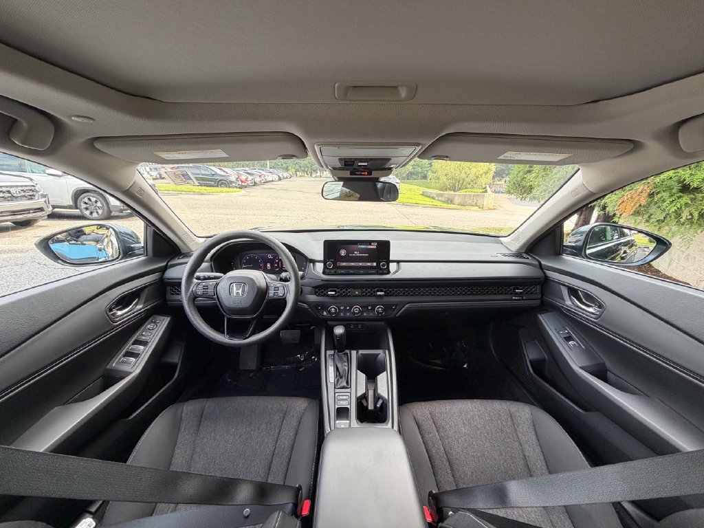 Certified 2024 Honda Accord EX image 17
