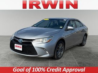 Used 2015 Toyota Camry SE image 1