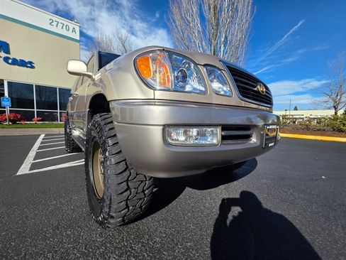 Used 2000 Lexus LX 470 4WD image 9