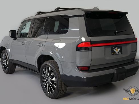 Used 2026 Lexus GX 550 550 Luxury+ w/ Accessory Package (2T) image 7