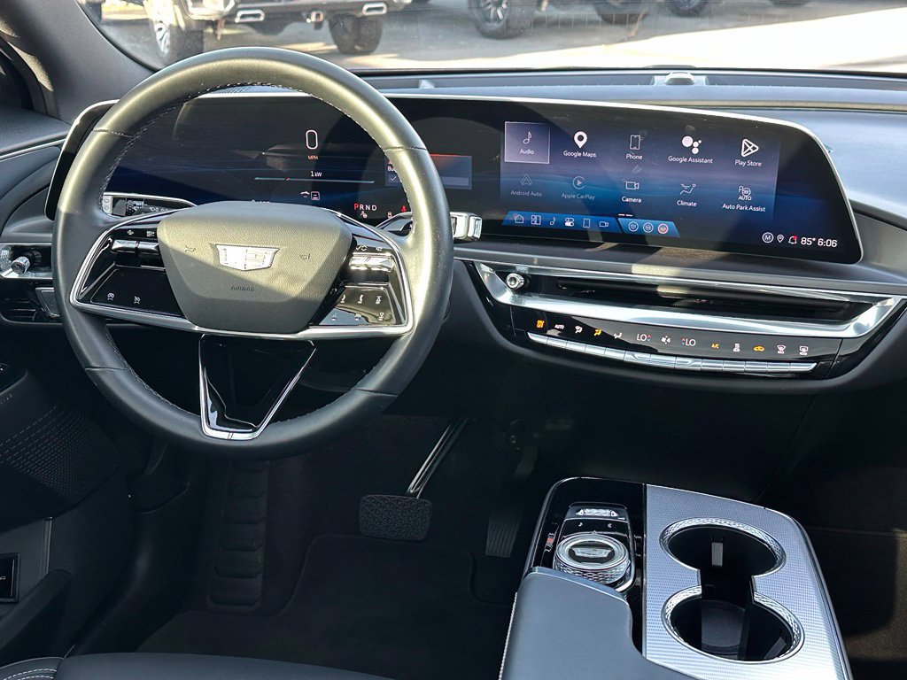 Certified 2024 Cadillac Lyriq Tech w/ Driver Assist Package AWD/4WD image 29