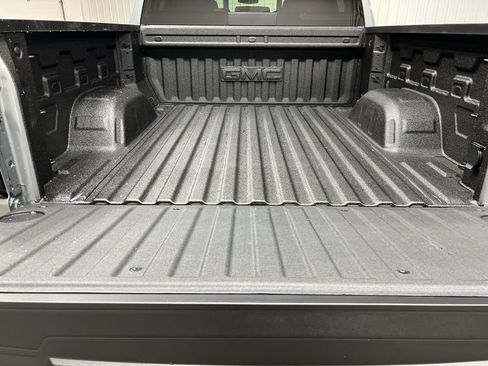 New 2026 GMC Sierra 1500 Elevation image 21