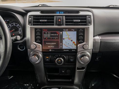 Used 2022 Toyota 4Runner SR5 Premium image 20