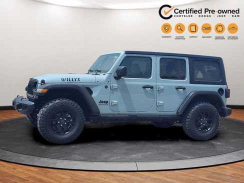 Used 2024 Jeep Wrangler Unlimited Sport AWD/4WD image 17
