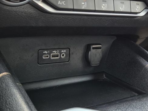 Used 2025 Nissan Altima 2.5 SV FWD image 20