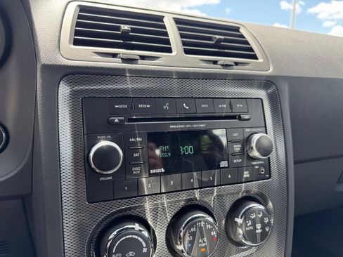 Used 2012 Dodge Challenger R/T RWD image 23