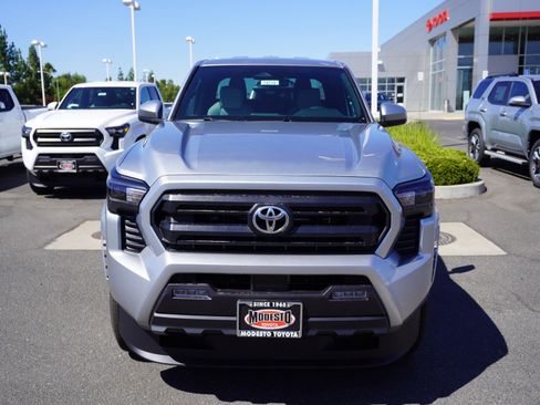 New 2025 Toyota Tacoma SR5 image 6