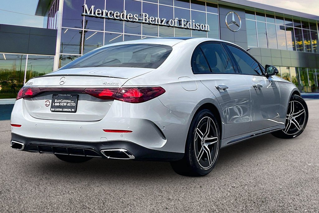 Used 2026 Mercedes-Benz E 350 4MATIC Sedan image 10