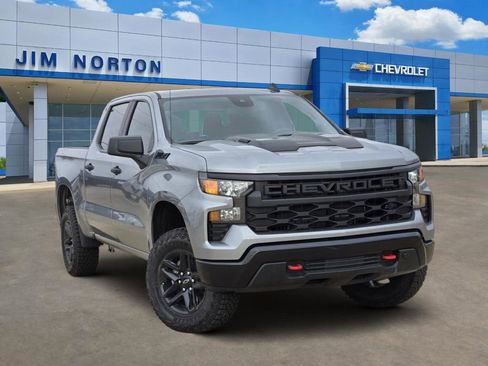 New 2026 Chevrolet Silverado 1500 Custom Trail Boss w/ LPO, Dark Essentials Package image 1