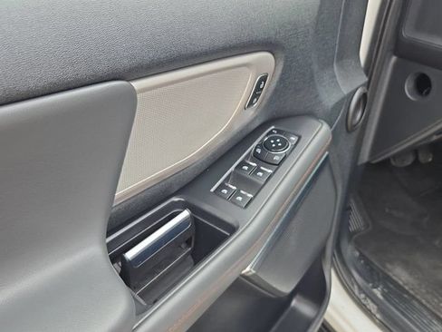 Used 2025 Ford Expedition Active AWD/4WD image 14