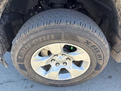 Used 2024 RAM 1500 Big Horn image 11