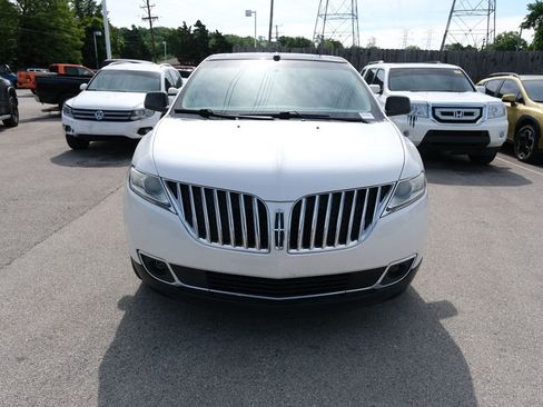 Used 2011 Lincoln MKX AWD w/ 102A Rapid Spec Order Code image 2