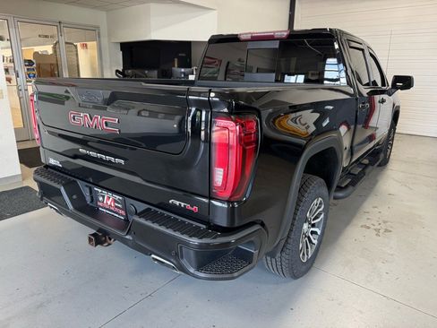 Used 2019 GMC Sierra 1500 AT4 w/ AT4 Premium Package image 5