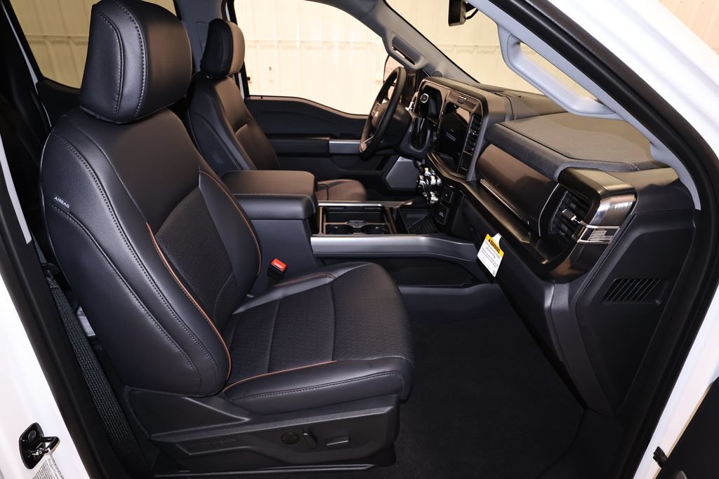 New 2026 Ford F350 Lariat w/ Black Appearance Package AWD/4WD image 17